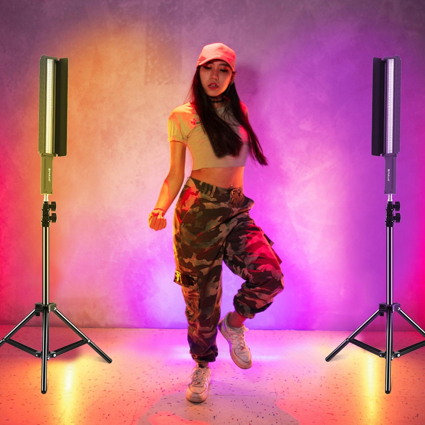 Rgb Handheld Stick Light With 72 Leds And Barndoor-1915197214246965257