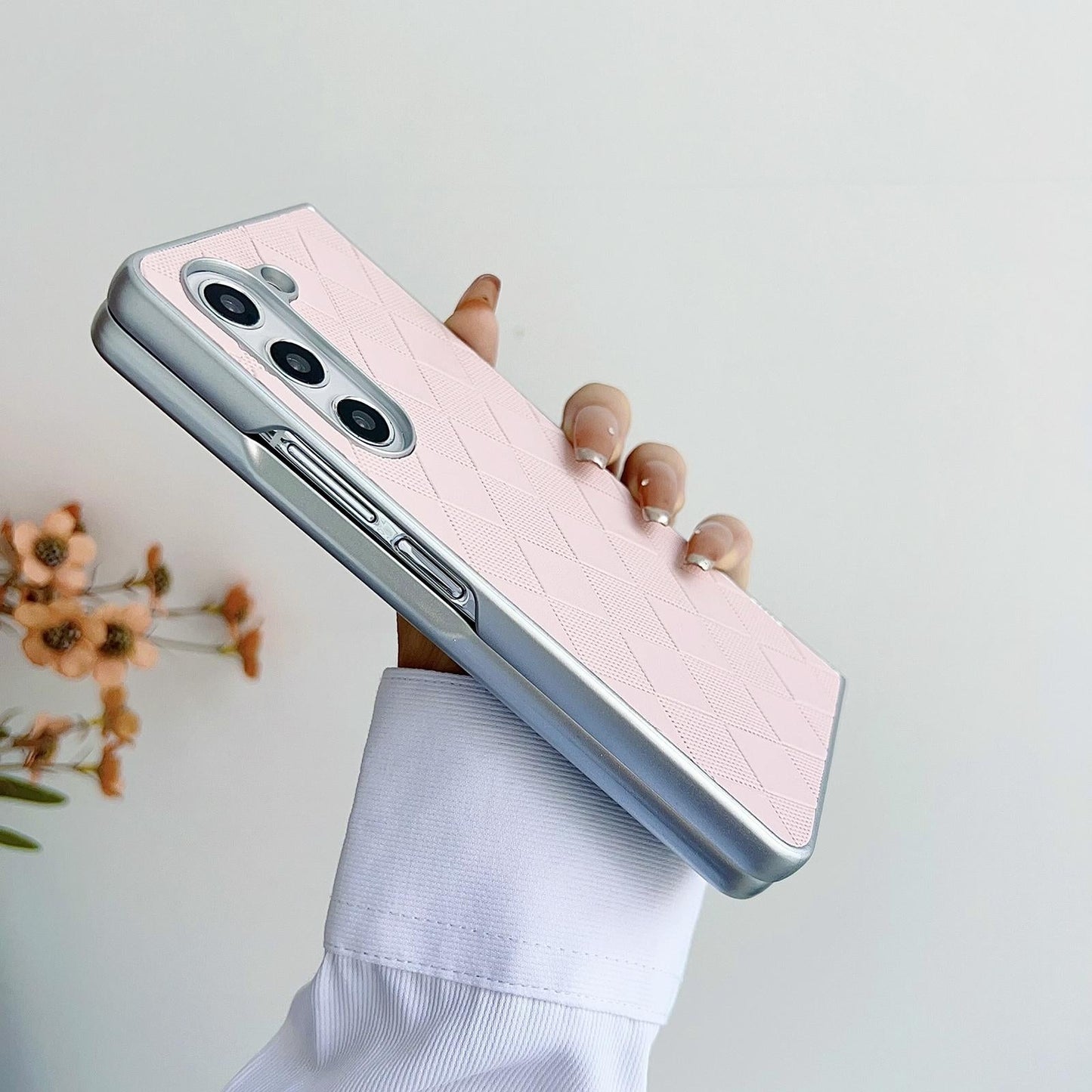 For Samsung Galaxy Z Fold4 5G Checkered Leather Phone Case With Pearlescent Finish - Silver