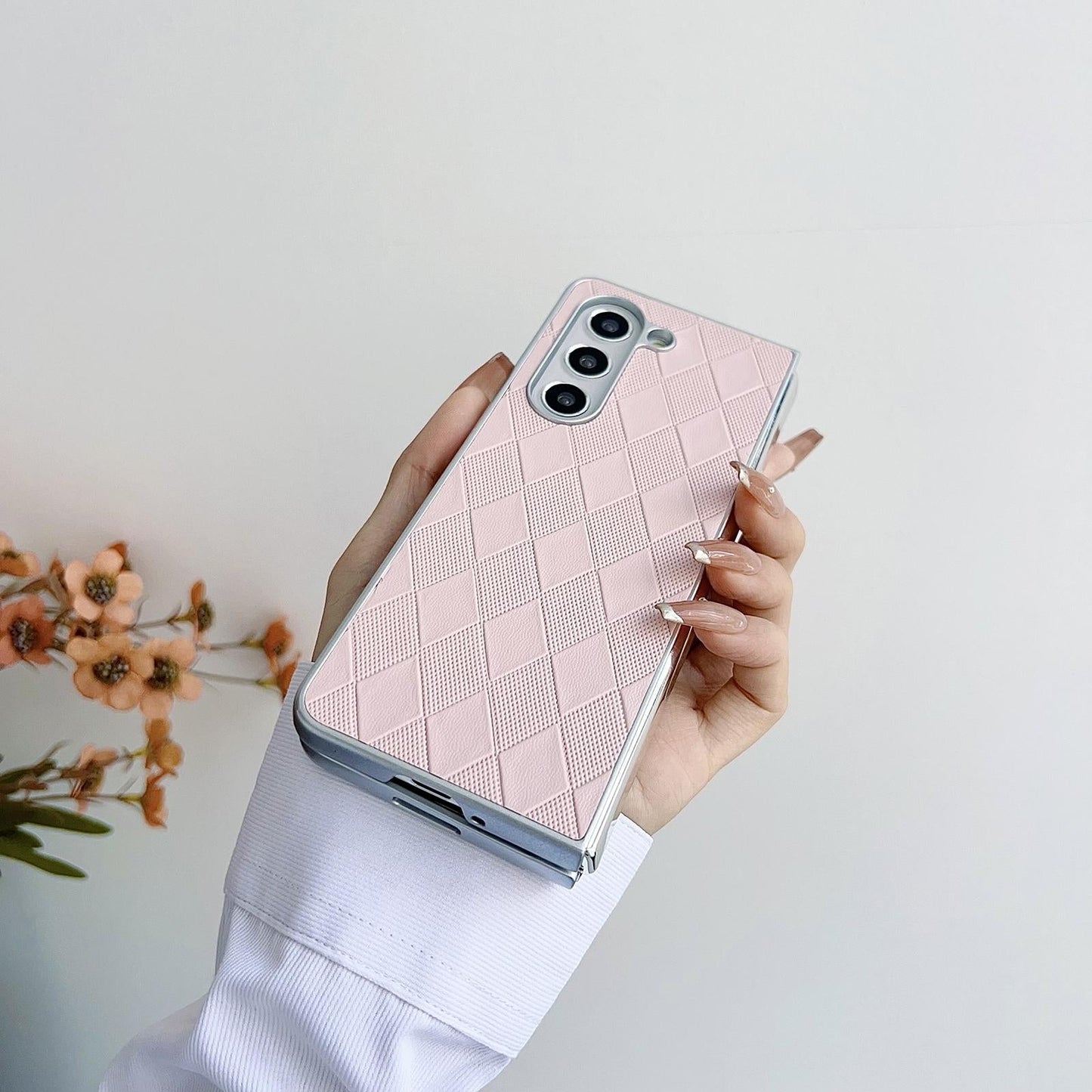 For Samsung Galaxy Z Fold4 5G Checkered Leather Phone Case With Pearlescent Finish - Pink