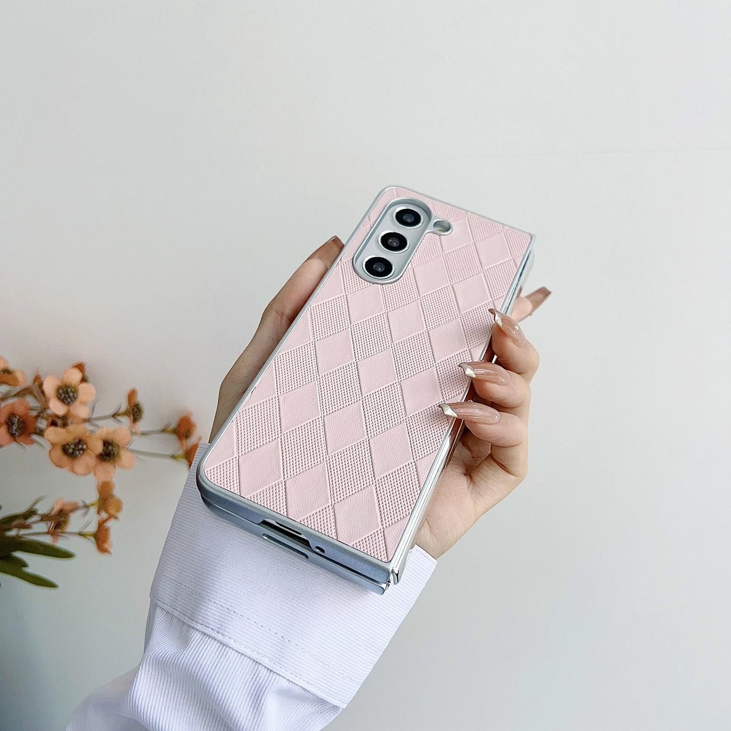 For Samsung Galaxy Z Fold4 5G Checkered Leather Phone Case With Pearlescent Finish - Pink